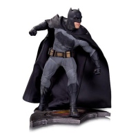 Фигурки Бэтмена - Статуя Бэтмен